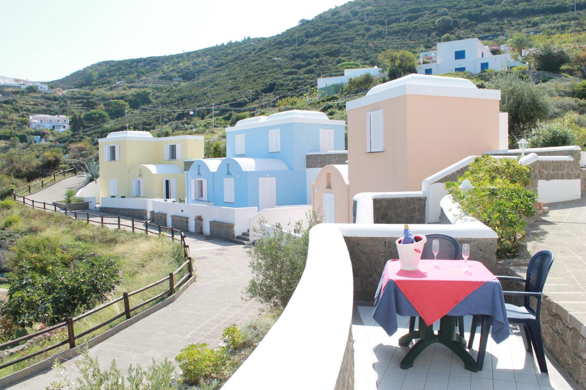 Hotel Villaggio Dei Pescatori Ponza Ngoại thất bức ảnh