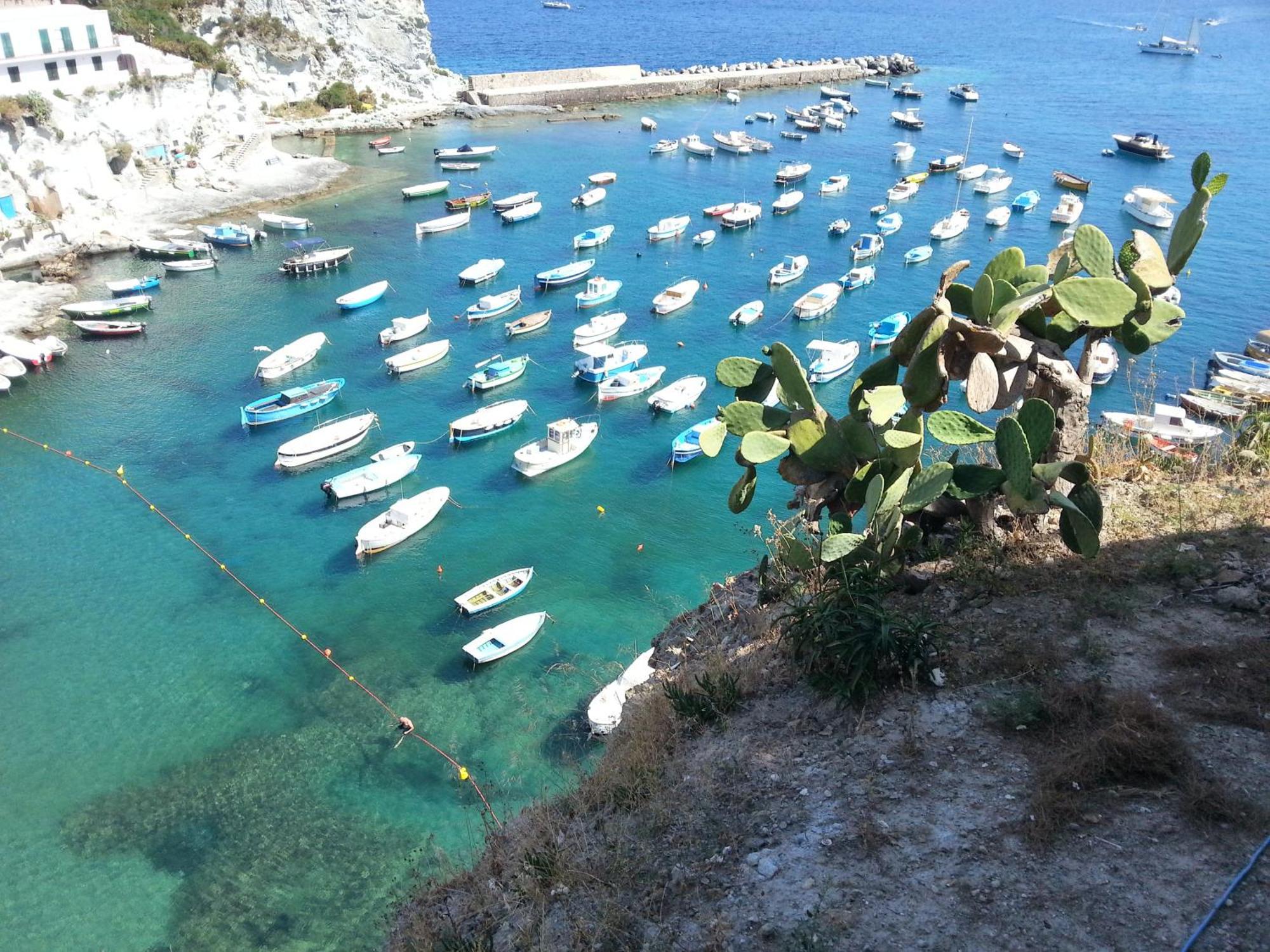 Hotel Villaggio Dei Pescatori Ponza Ngoại thất bức ảnh