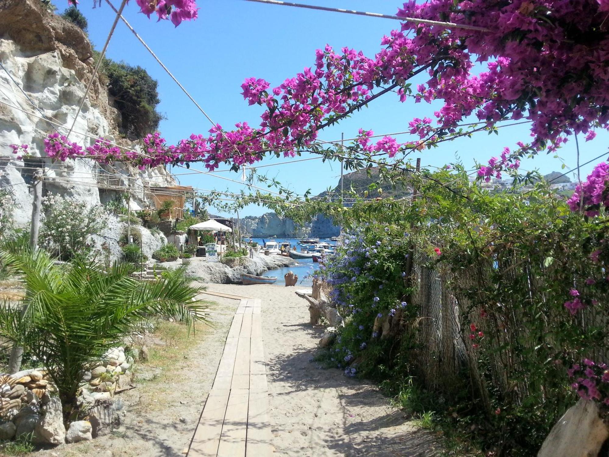 Hotel Villaggio Dei Pescatori Ponza Ngoại thất bức ảnh