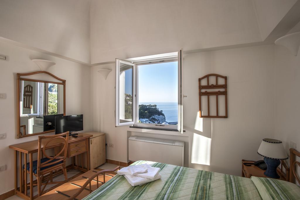 Hotel Villaggio Dei Pescatori Ponza Ngoại thất bức ảnh