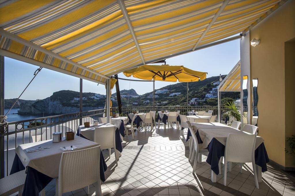 Hotel Villaggio Dei Pescatori Ponza Ngoại thất bức ảnh
