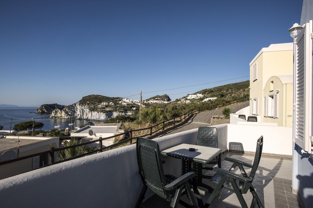 Hotel Villaggio Dei Pescatori Ponza Ngoại thất bức ảnh