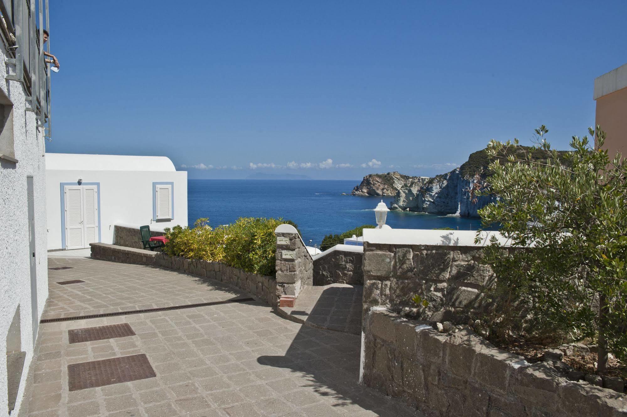 Hotel Villaggio Dei Pescatori Ponza Ngoại thất bức ảnh