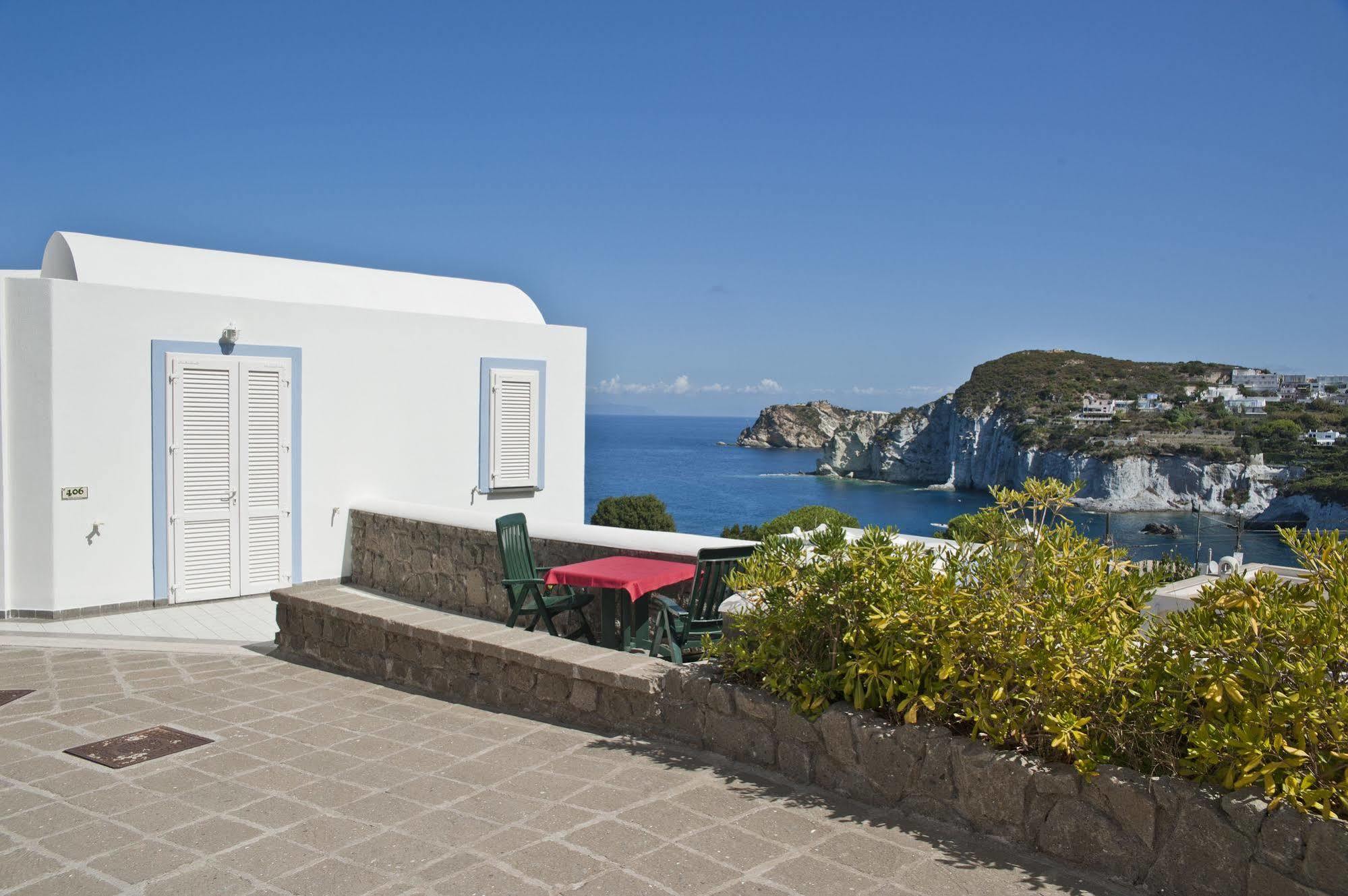 Hotel Villaggio Dei Pescatori Ponza Ngoại thất bức ảnh