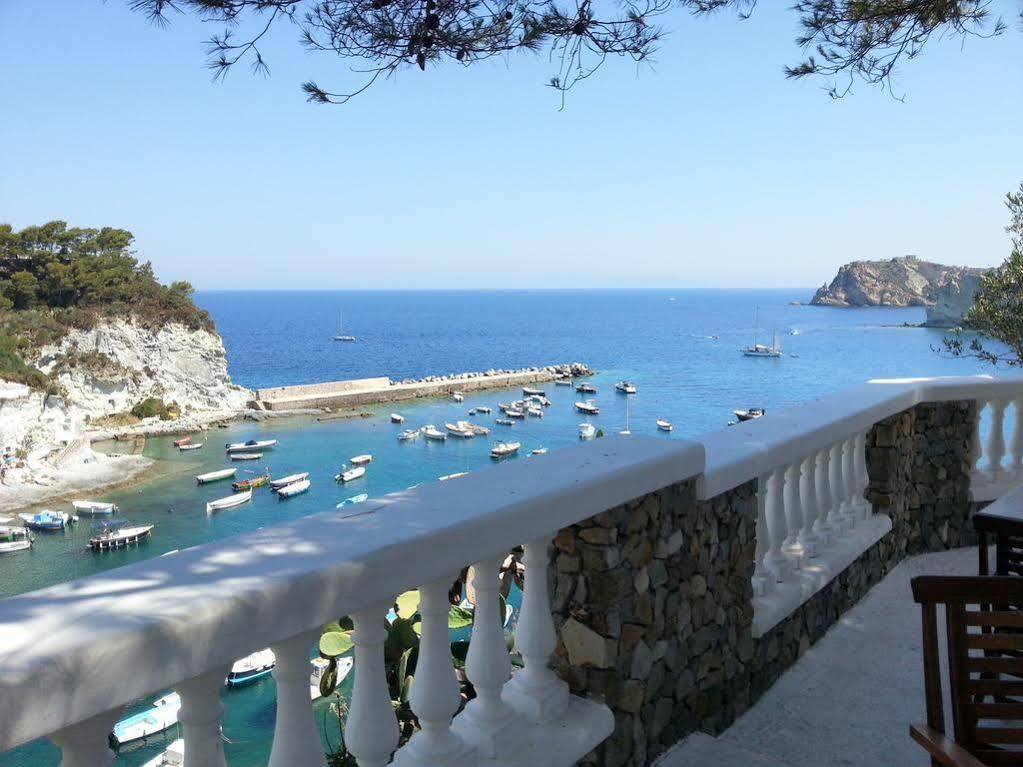 Hotel Villaggio Dei Pescatori Ponza Ngoại thất bức ảnh