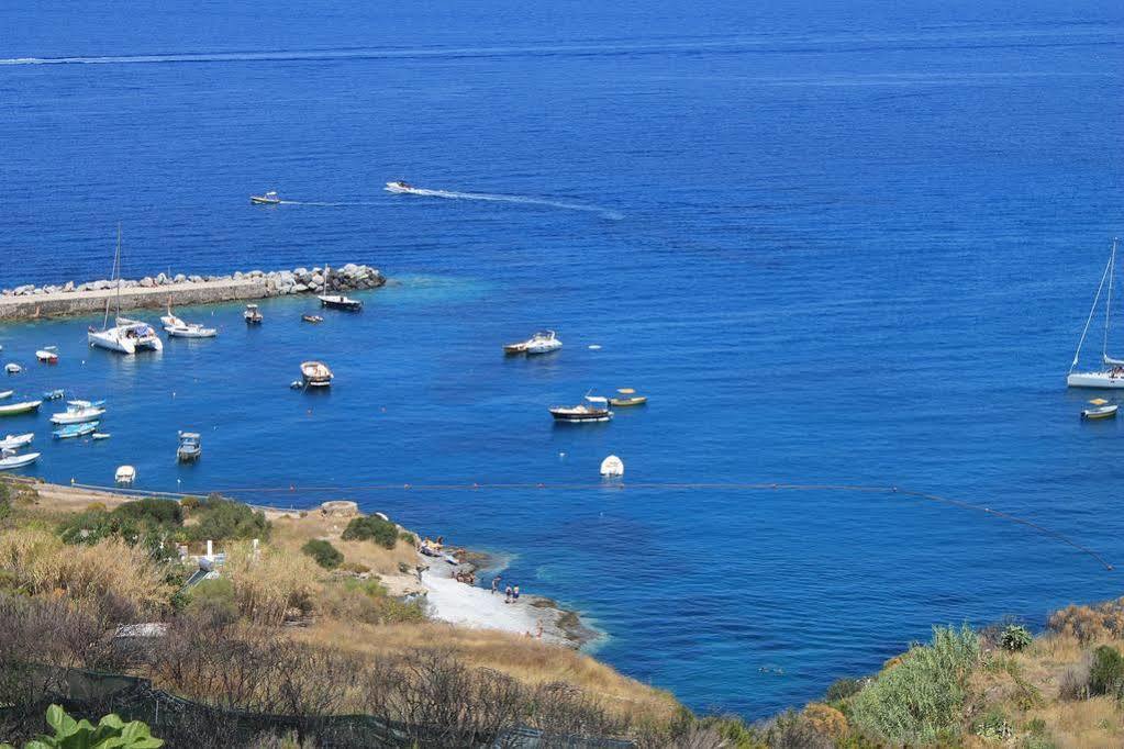 Hotel Villaggio Dei Pescatori Ponza Ngoại thất bức ảnh